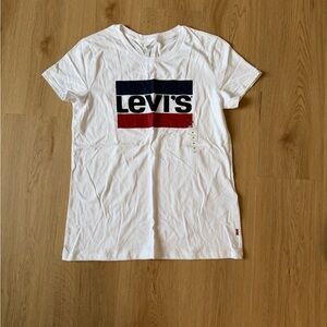 Levi's White T-Shirt NWOT